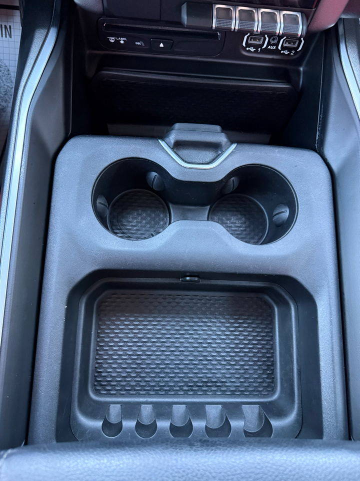 RAM 1500 Big Horn Crew Cab SWB 4WD 2019