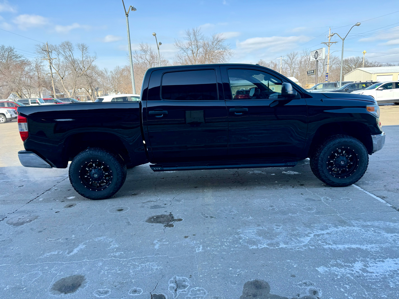 Toyota Tundra SR5 5.7L V8 FFV CrewMax 4WD 2014