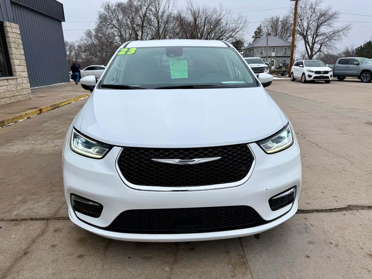 Chrysler Pacifica Touring L 2023