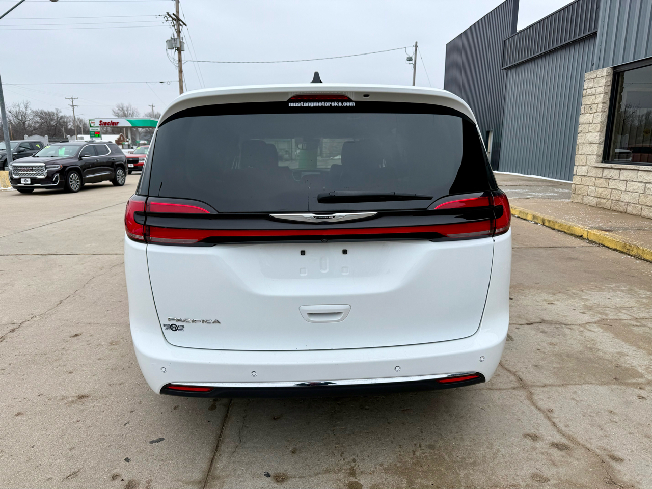 Chrysler Pacifica Touring L 2023