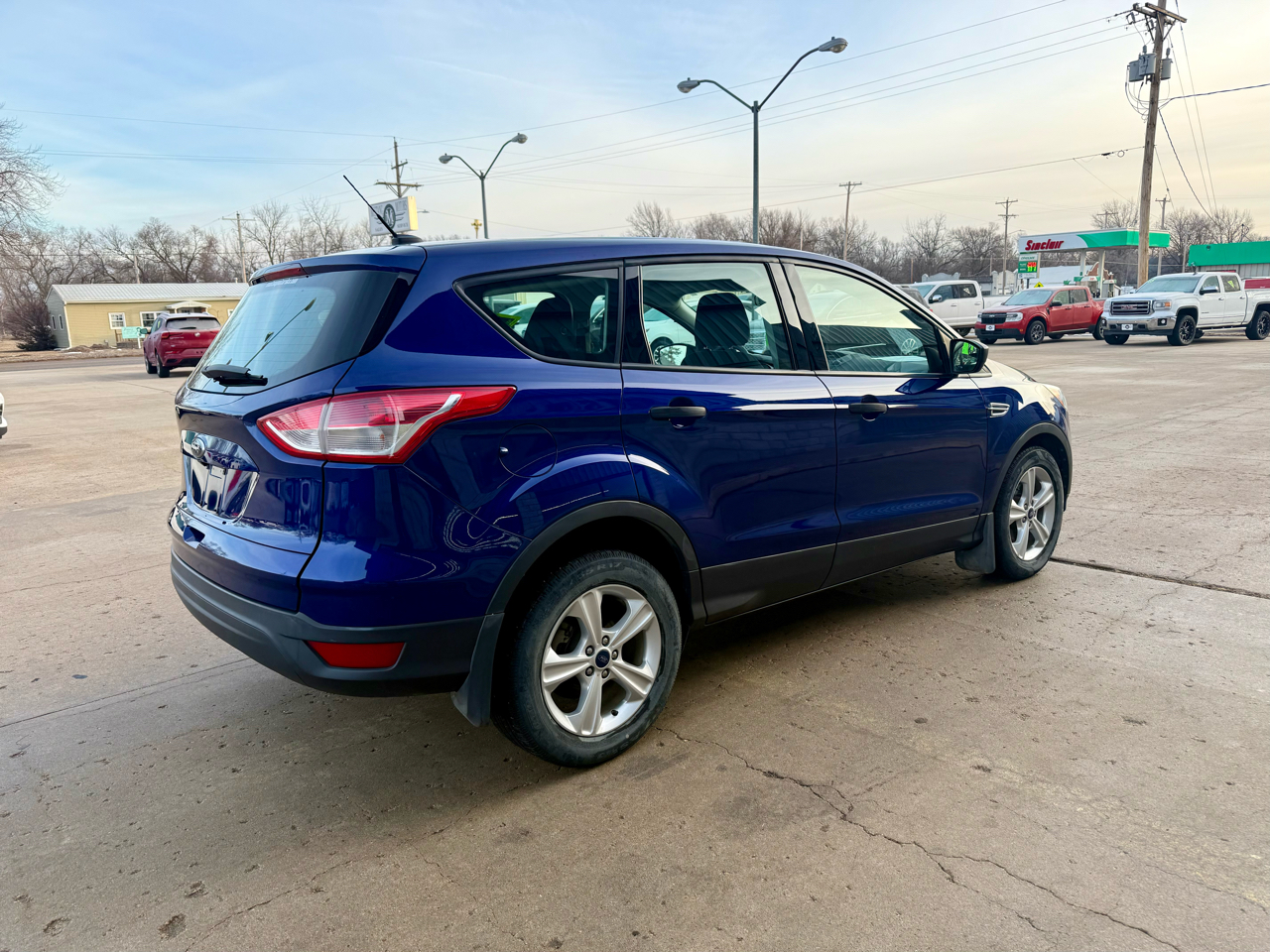 Ford Escape S FWD 2014