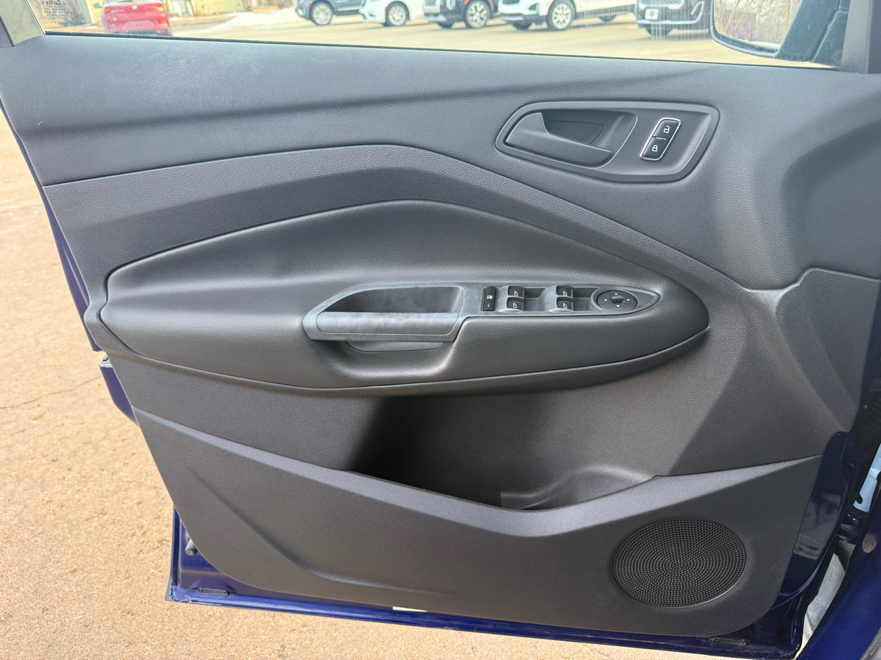 Ford Escape S FWD 2014