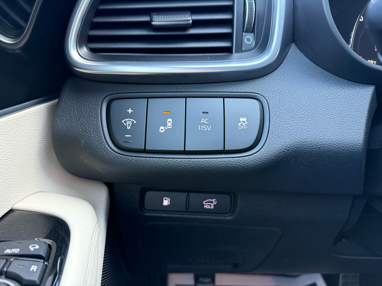 Kia Sorento SXL 4D SUV AWD V6 2016