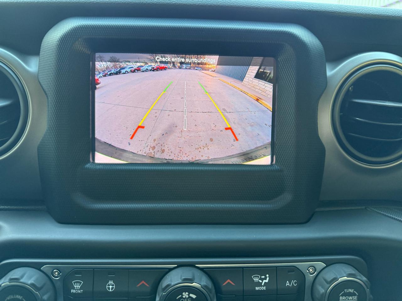 Jeep Wrangler Unlimited Sport 2019