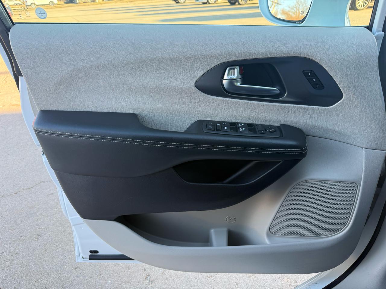 Chrysler Pacifica Touring-L 2022