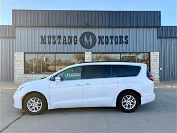 2022 Chrysler Pacifica Touring-L