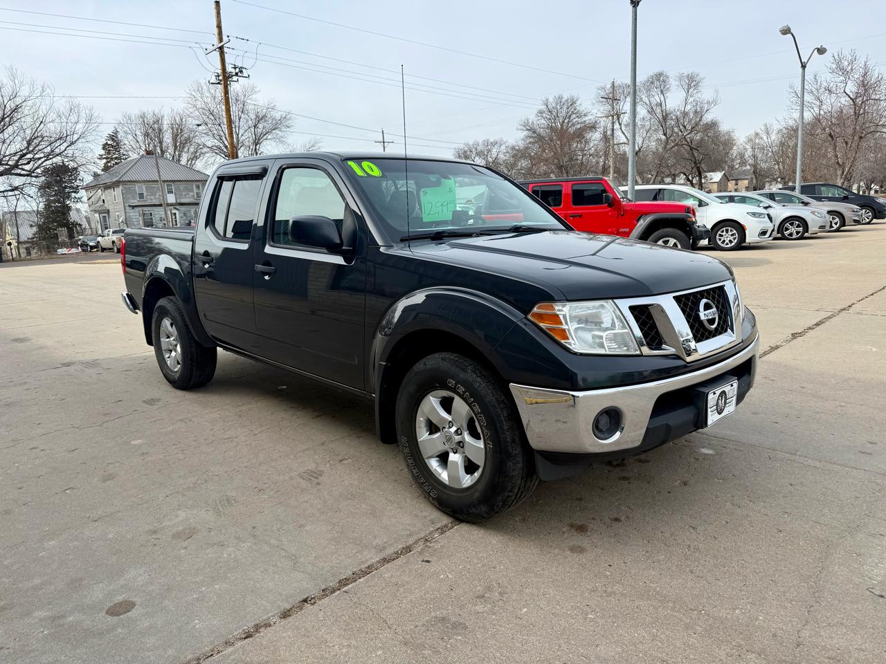 Nissan Frontier SE-V6 Crew Cab 4WD 2010