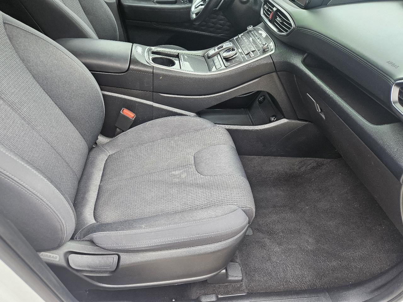 Hyundai Santa Fe SEL AWD 2023