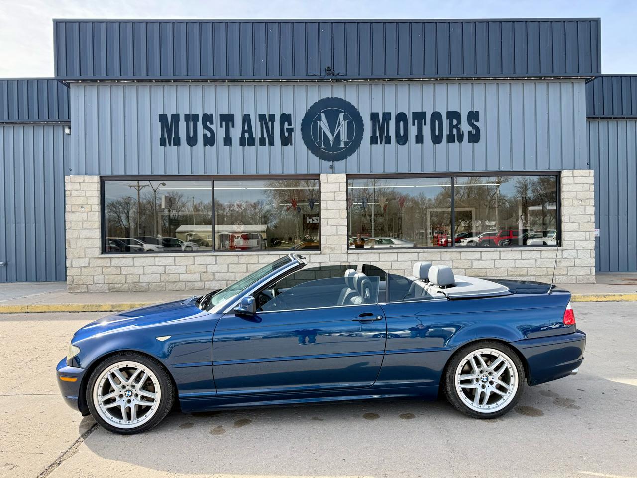 BMW 3-Series 330Ci convertible 2004