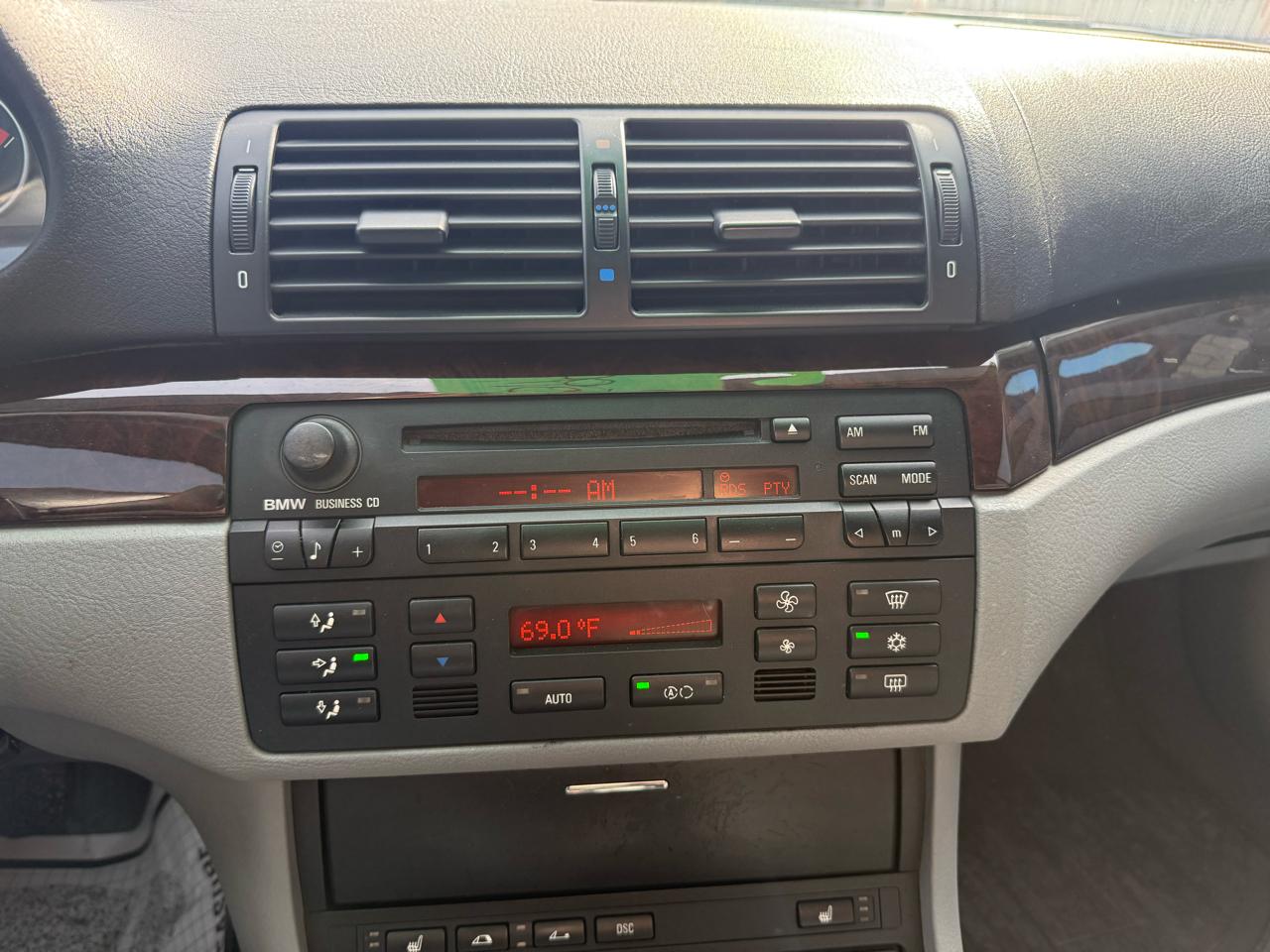 BMW 3-Series 330Ci convertible 2004