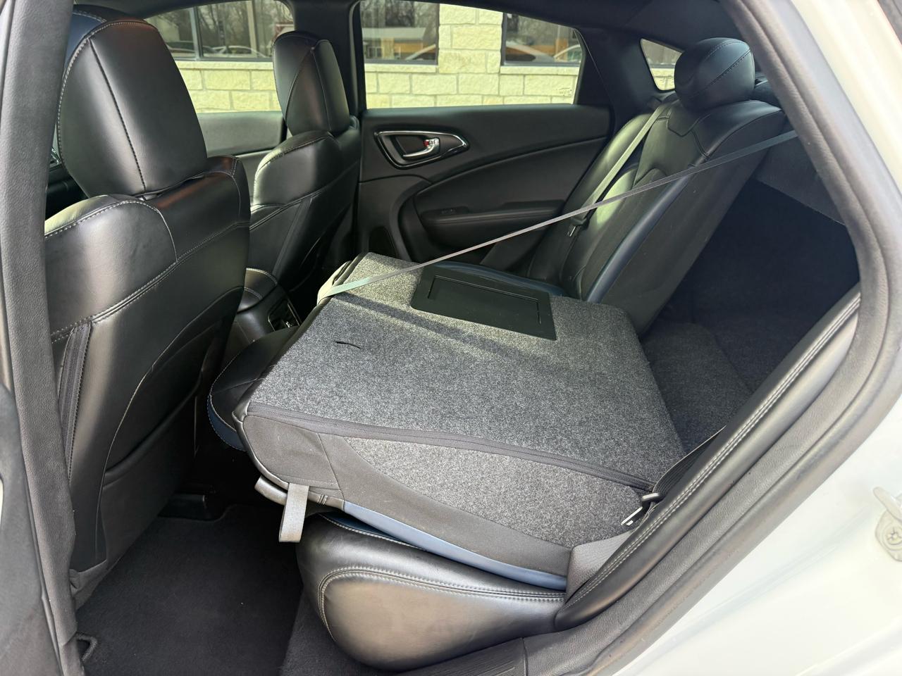 Chrysler 200 S AWD 2015