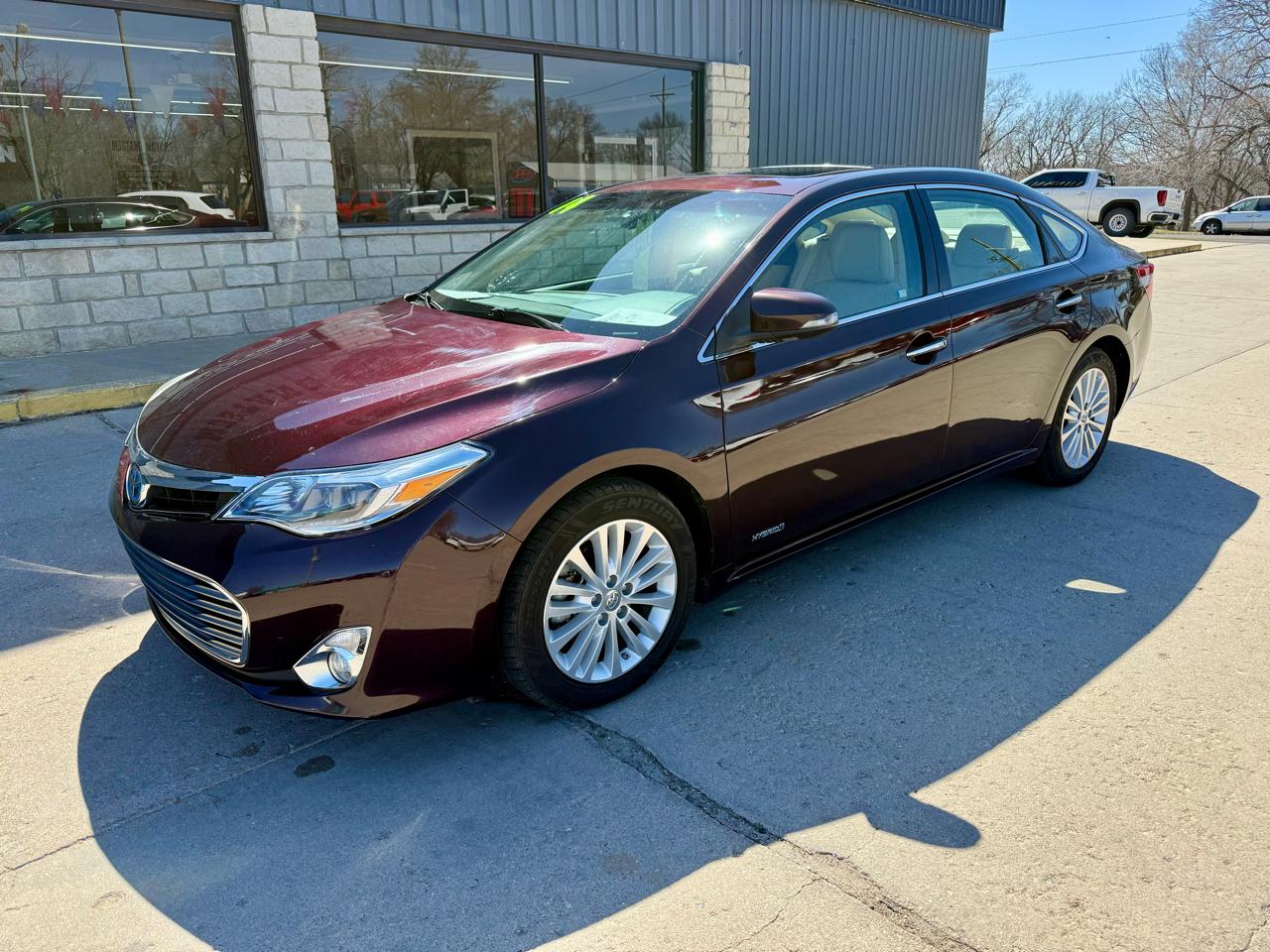 Toyota Avalon Hybrid Limited 2014