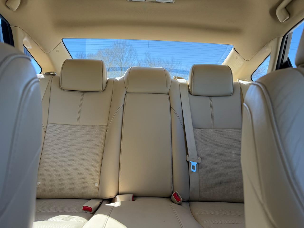 Toyota Avalon Hybrid Limited 2014