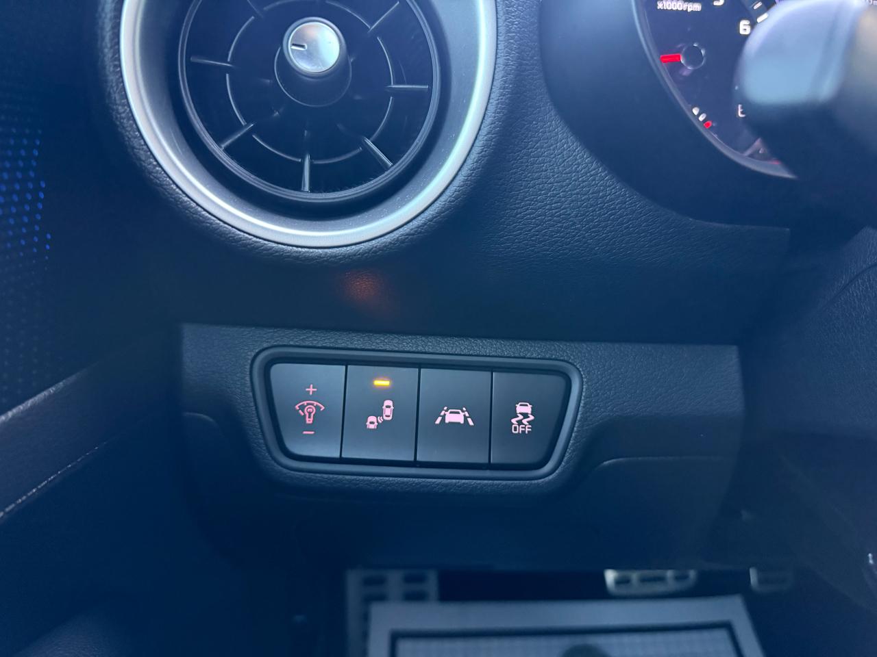 Kia Forte GT 7A 2021