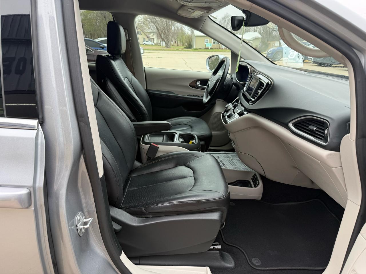 Chrysler Pacifica Touring-L 2019