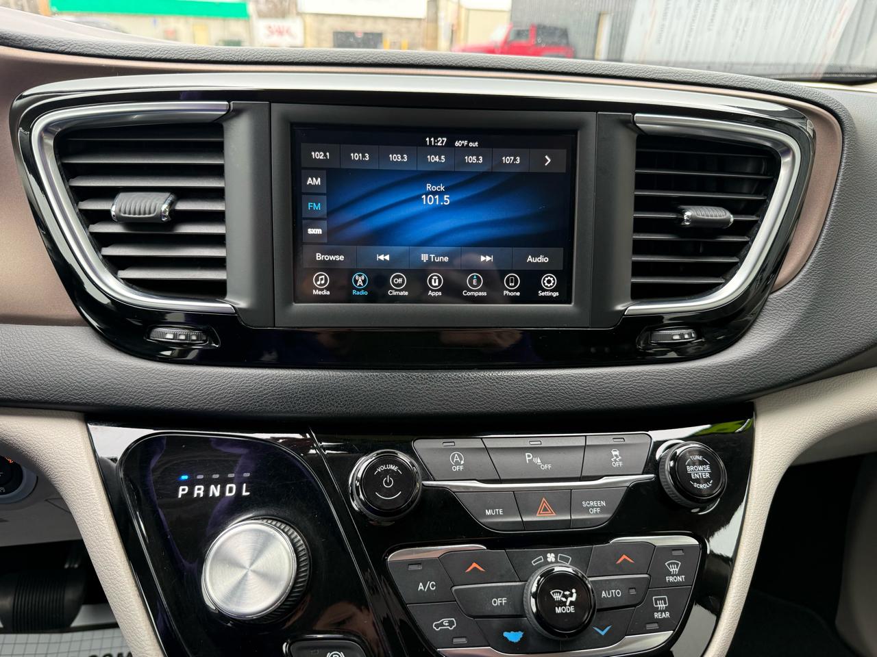 Chrysler Pacifica Touring-L 2019