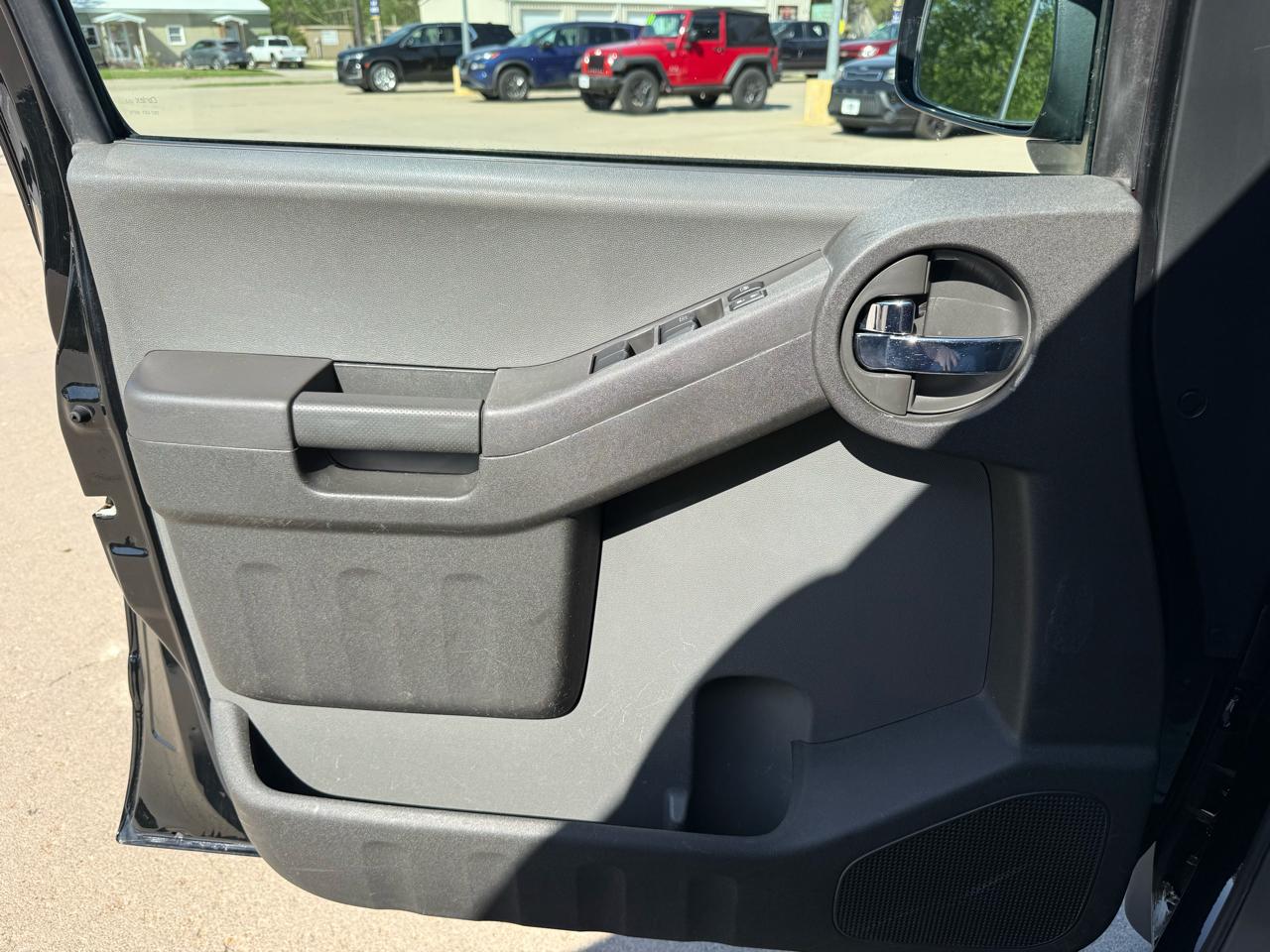 Nissan Xterra PRO-4X 5AT 4WD 2015