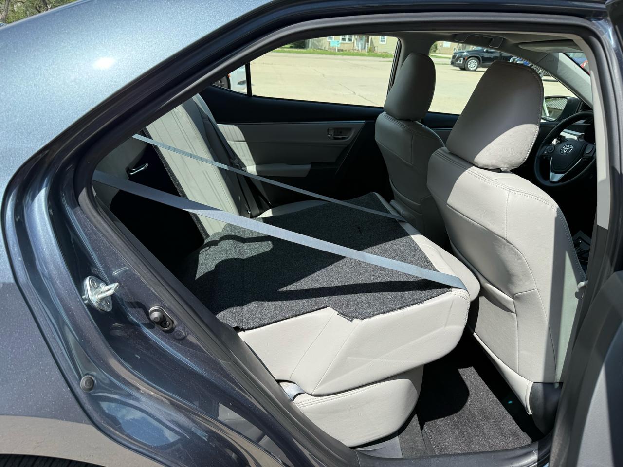 Toyota Corolla LE Eco CVT 2015