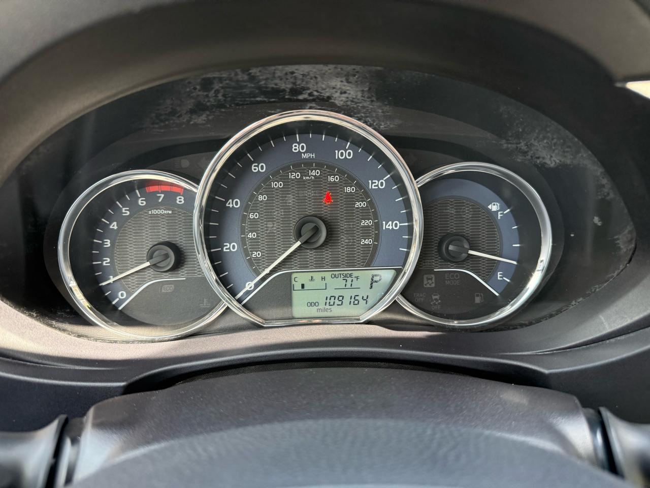 Toyota Corolla LE Eco CVT 2015