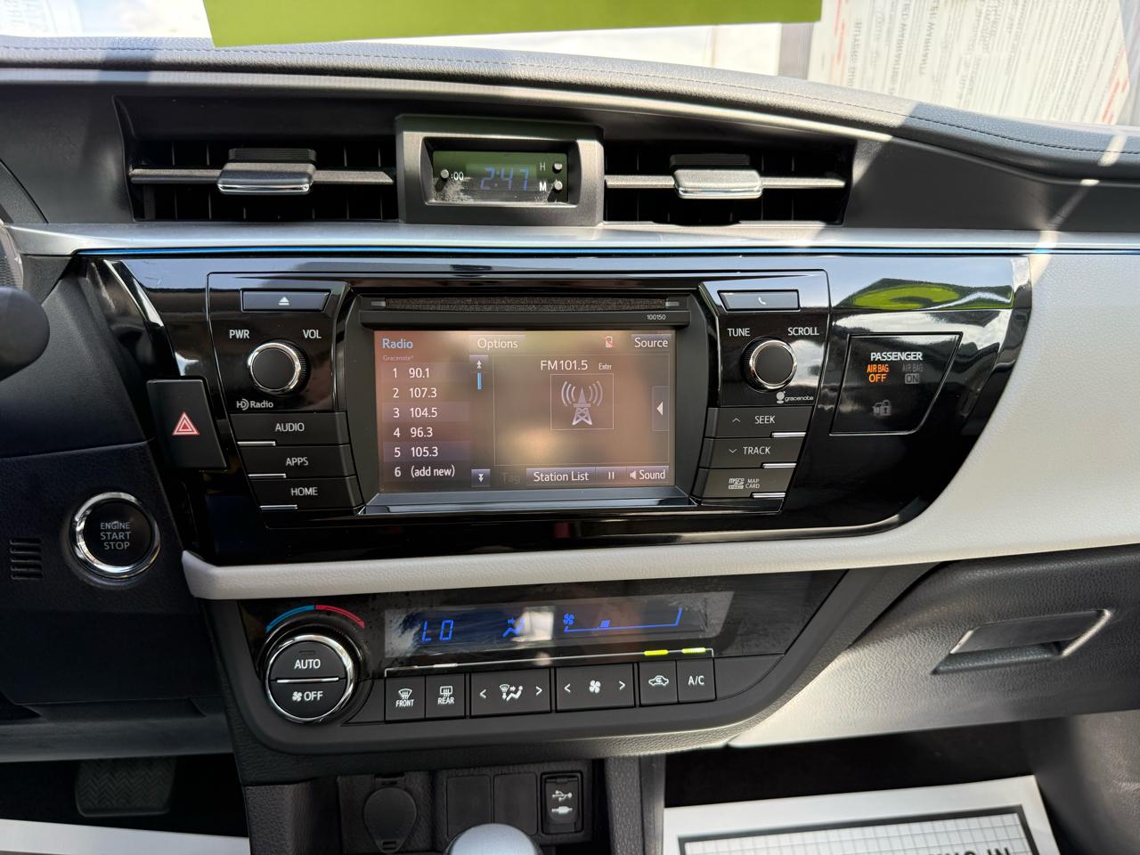 Toyota Corolla LE Eco CVT 2015