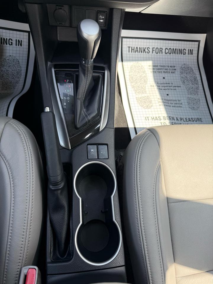 Toyota Corolla LE Eco CVT 2015