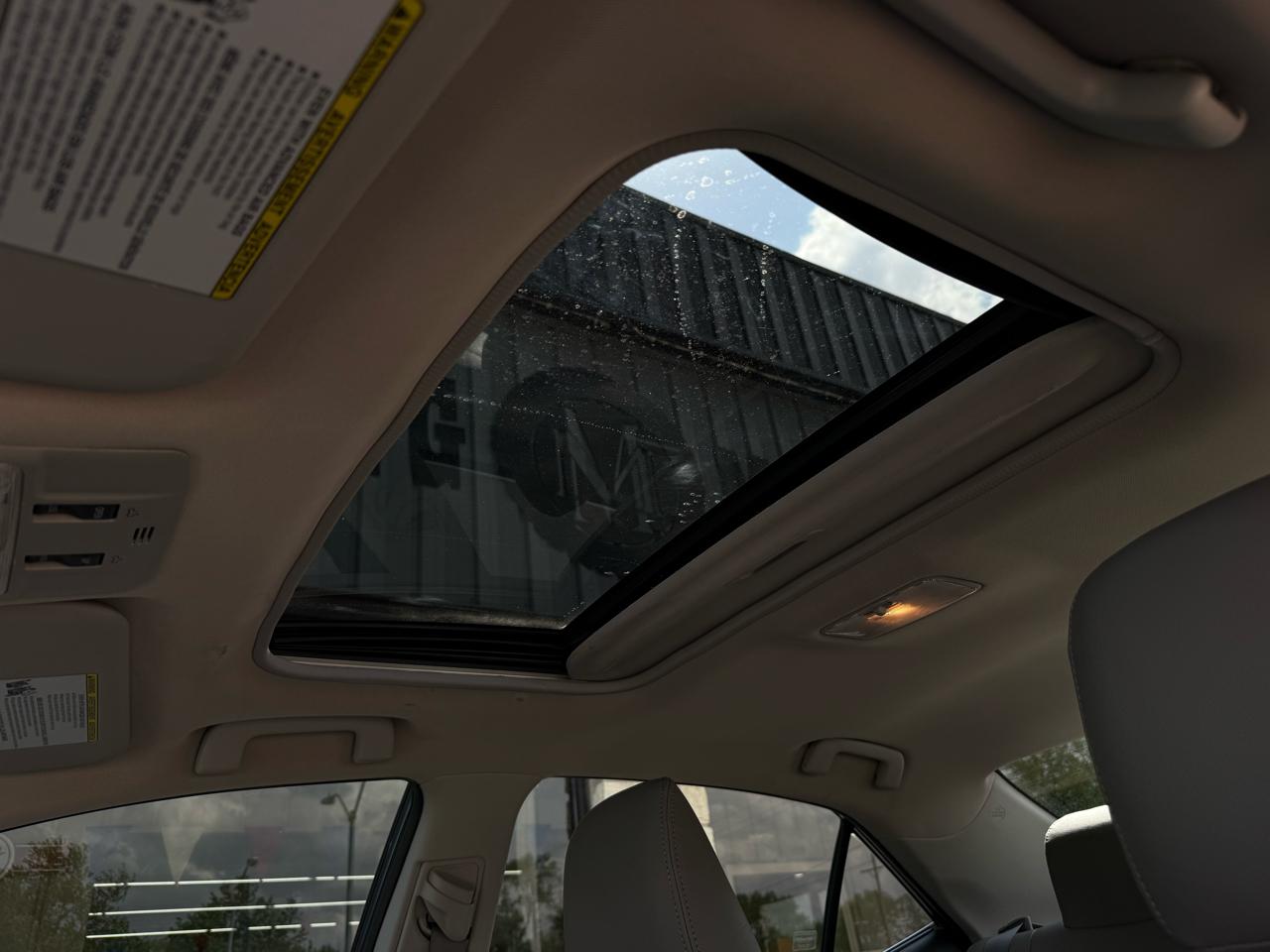 Toyota Corolla LE Eco CVT 2015