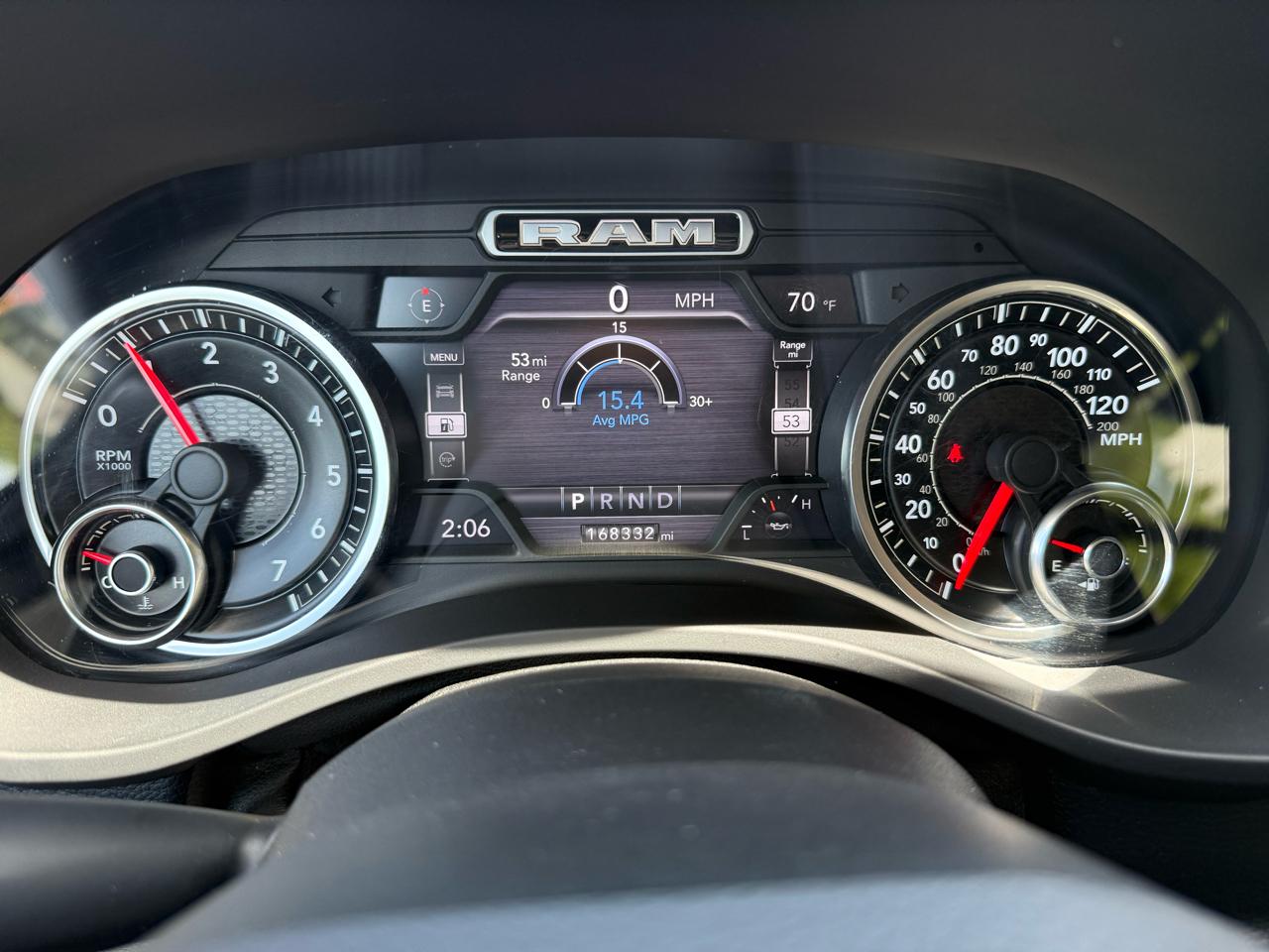 RAM 1500 Laramie Crew Cab SWB 4WD 2019