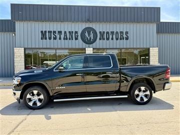 2019 RAM 1500 Laramie Crew Cab SWB 4WD