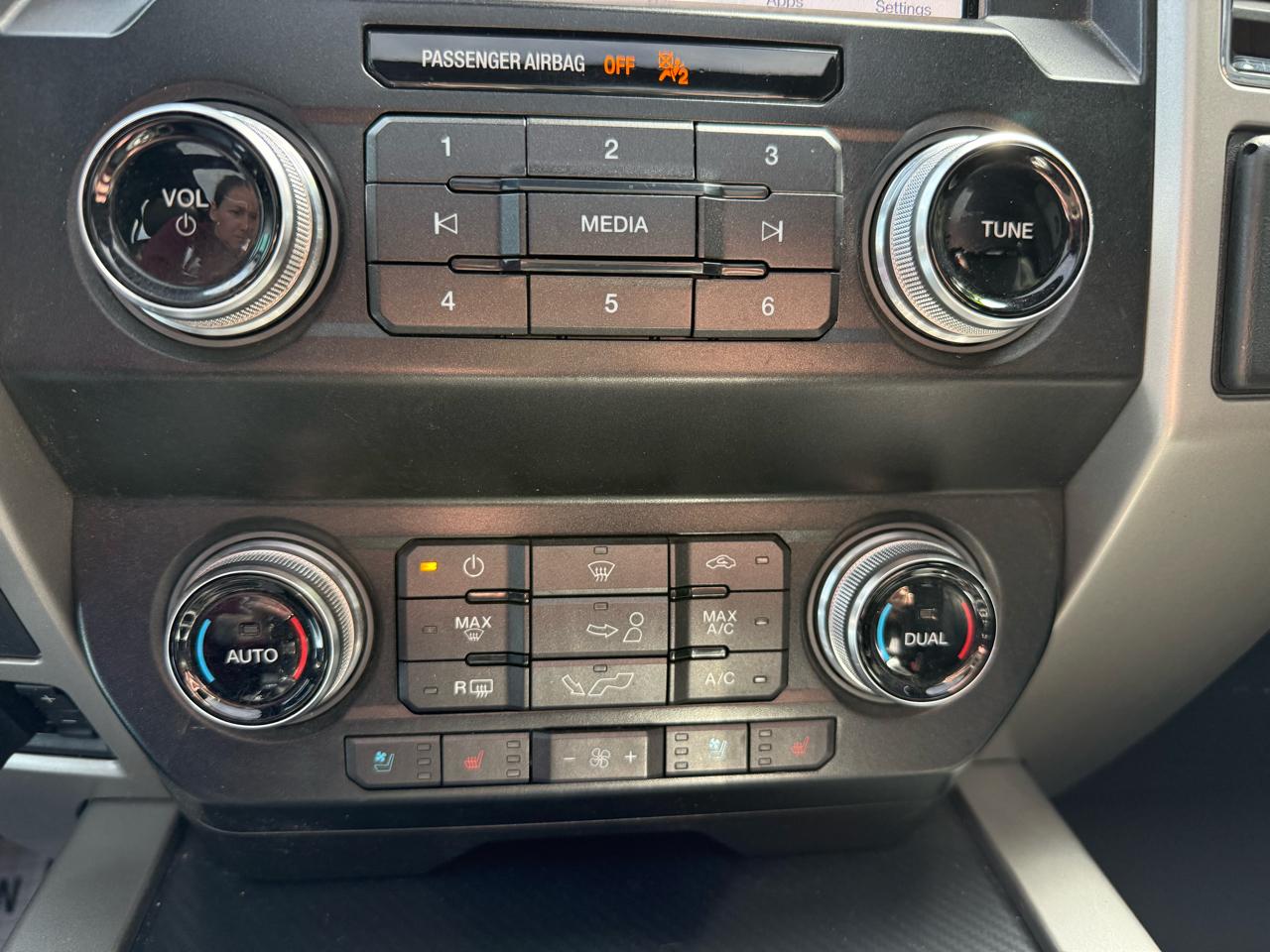 Ford F-150 Lariat 4WD SuperCrew 5.5' Box 2019