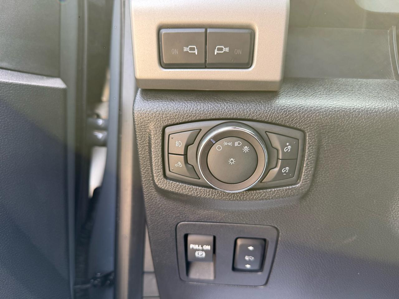 Ford F-150 Lariat 4WD SuperCrew 5.5' Box 2019