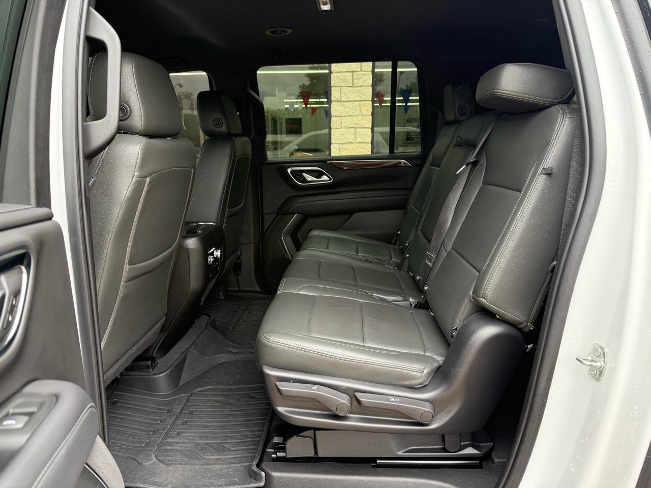 GMC Yukon XL 4WD 4dr SLE 2022