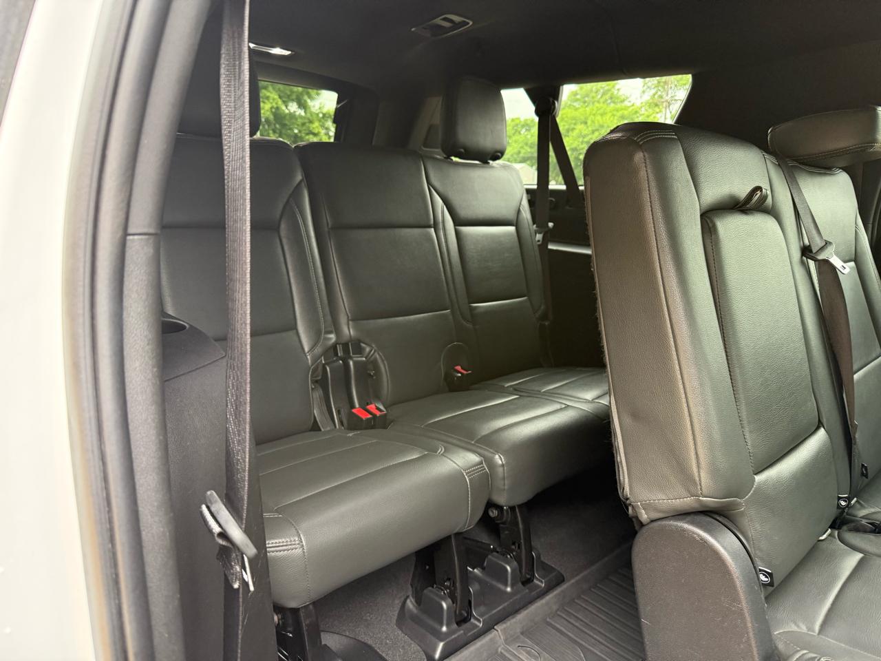 GMC Yukon XL 4WD 4dr SLE 2022