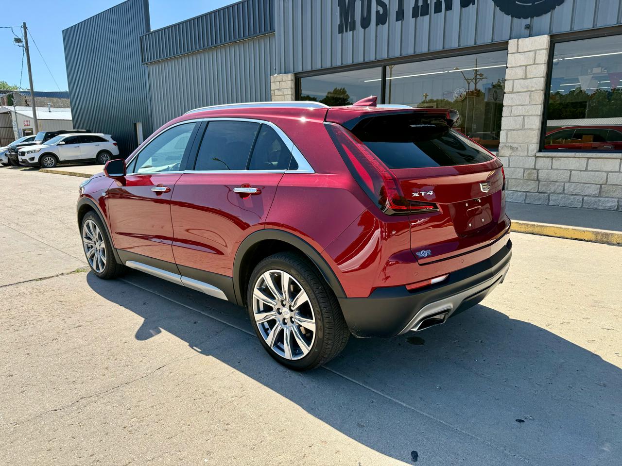 Cadillac XT4 FWD 4dr Premium Luxury 2019