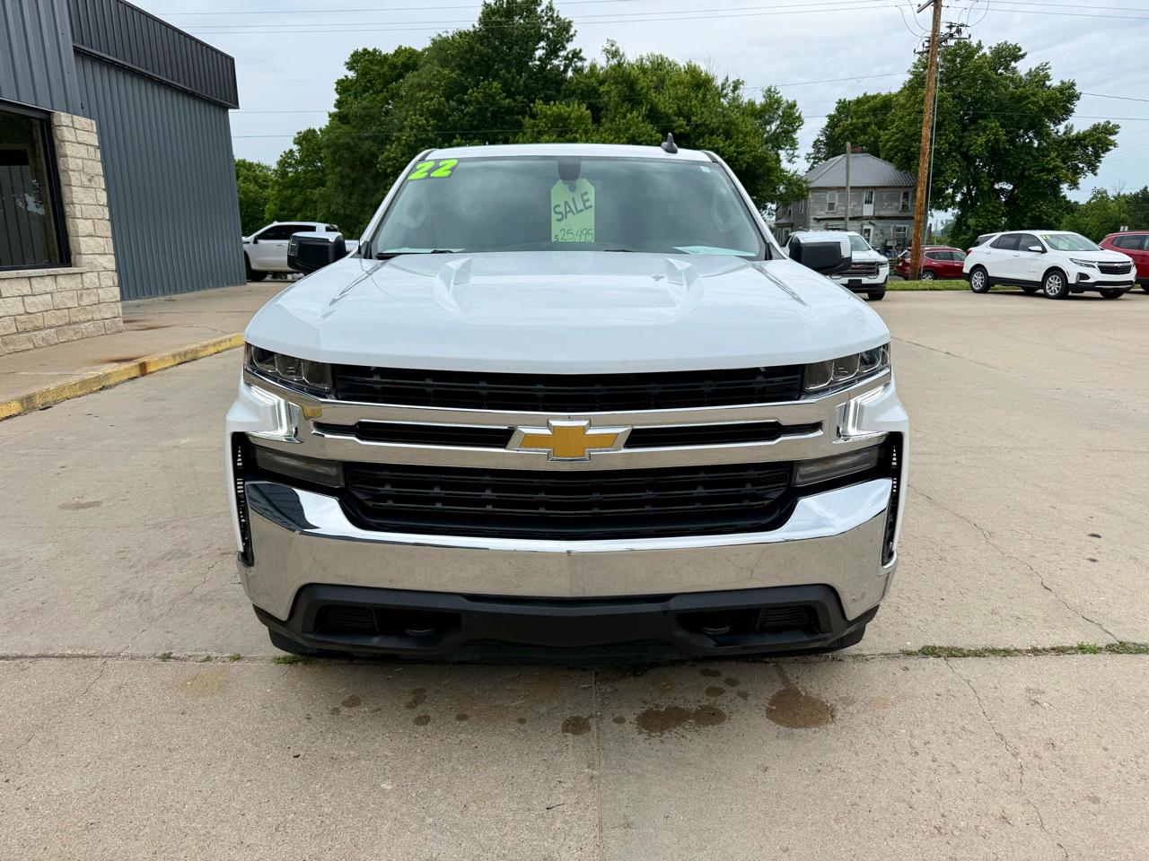 Chevrolet Silverado 1500 LTD 4WD Crew Cab 147" LT w/1LT 2022