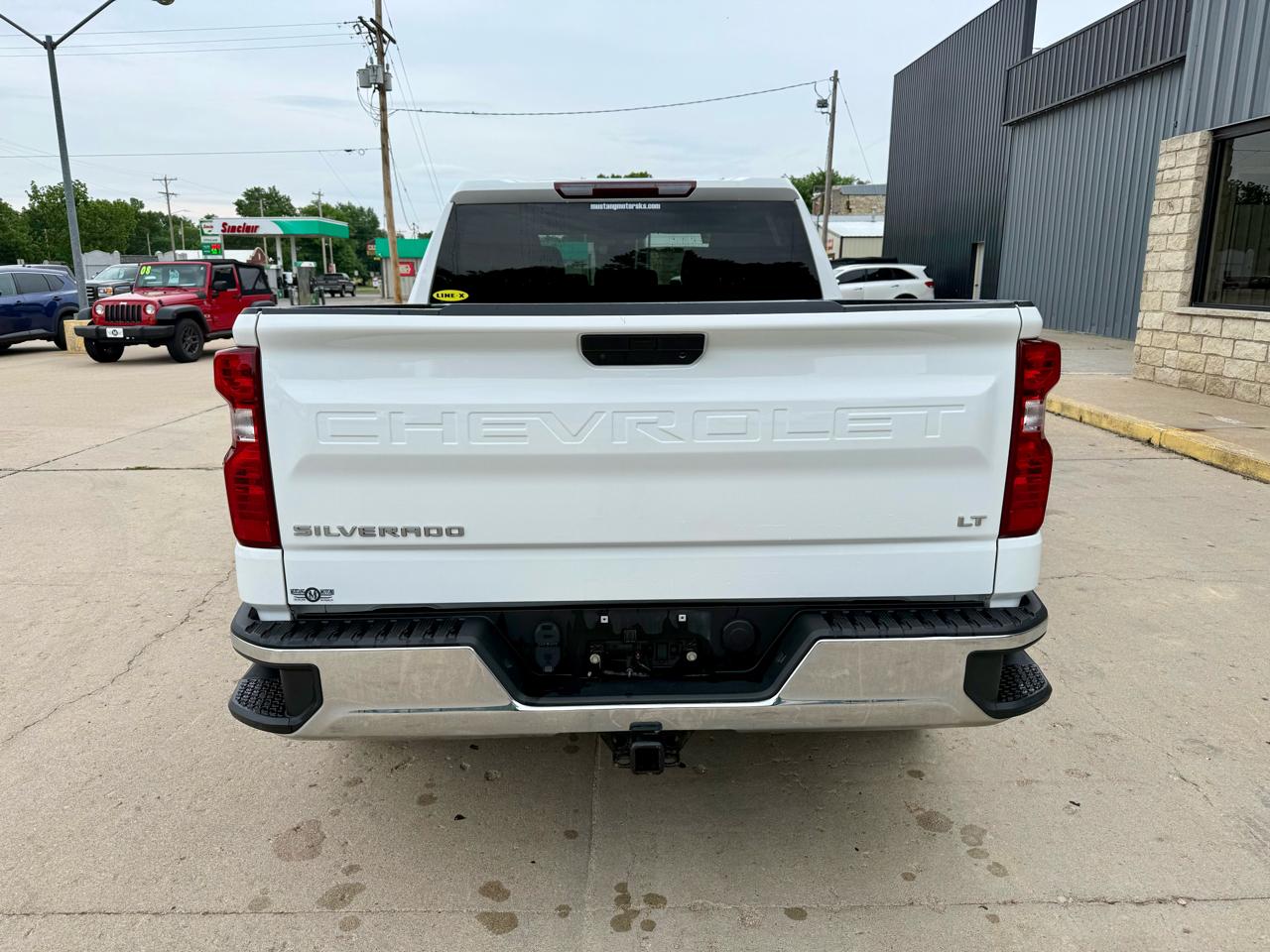 Chevrolet Silverado 1500 LTD 4WD Crew Cab 147" LT w/1LT 2022