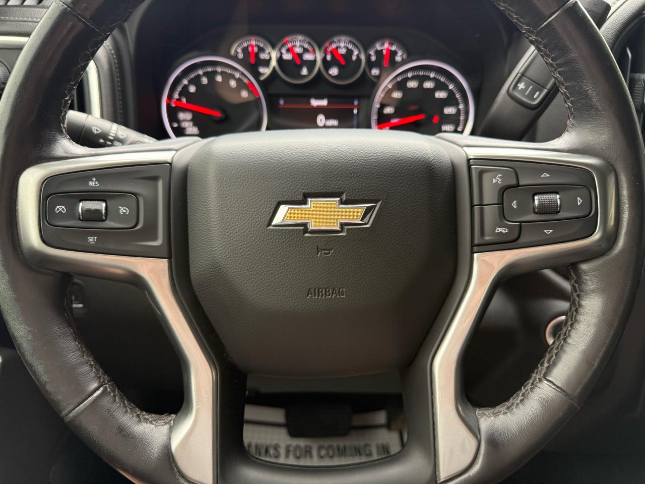 Chevrolet Silverado 1500 LTD 4WD Crew Cab 147" LT w/1LT 2022