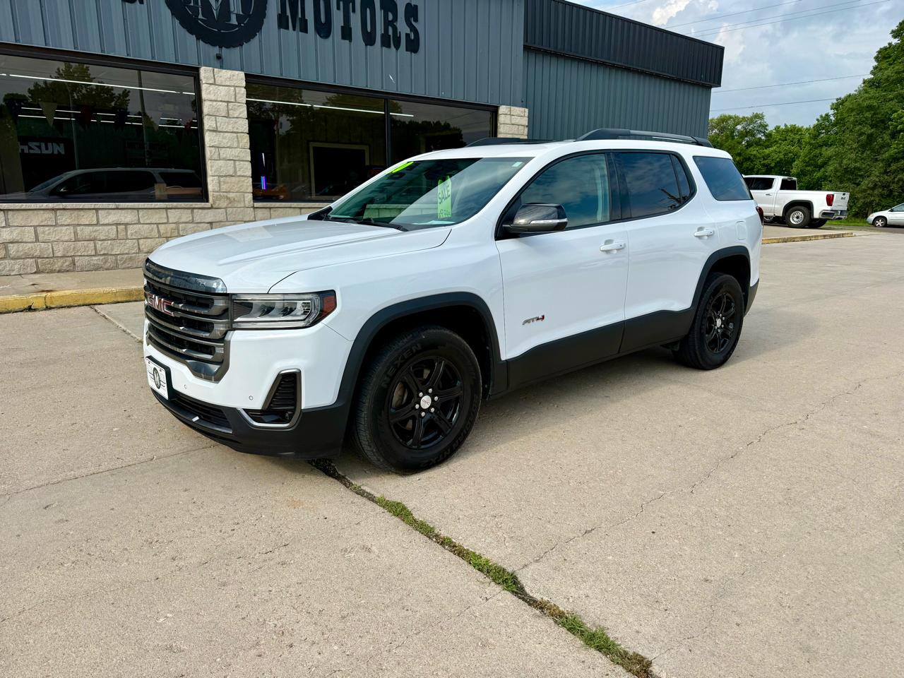 GMC Acadia AWD 4dr AT4 2020