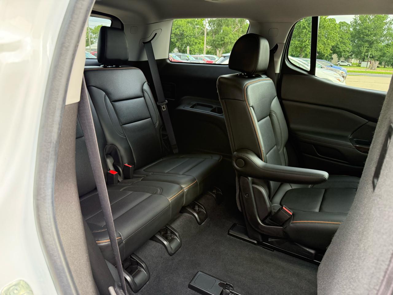 GMC Acadia AWD 4dr AT4 2020
