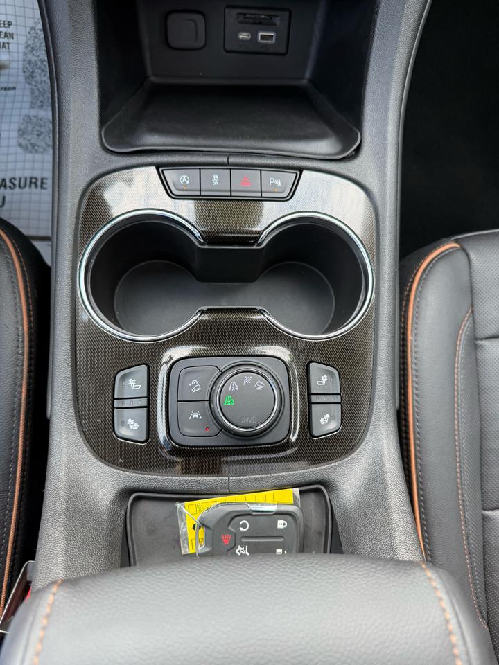 GMC Acadia AWD 4dr AT4 2020