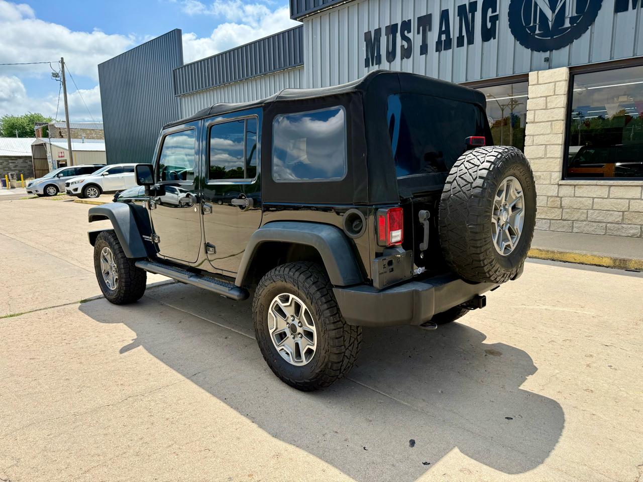 Jeep Wrangler Unlimited 4WD 4dr Rubicon 2014
