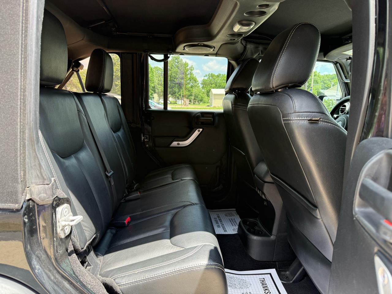 Jeep Wrangler Unlimited 4WD 4dr Rubicon 2014
