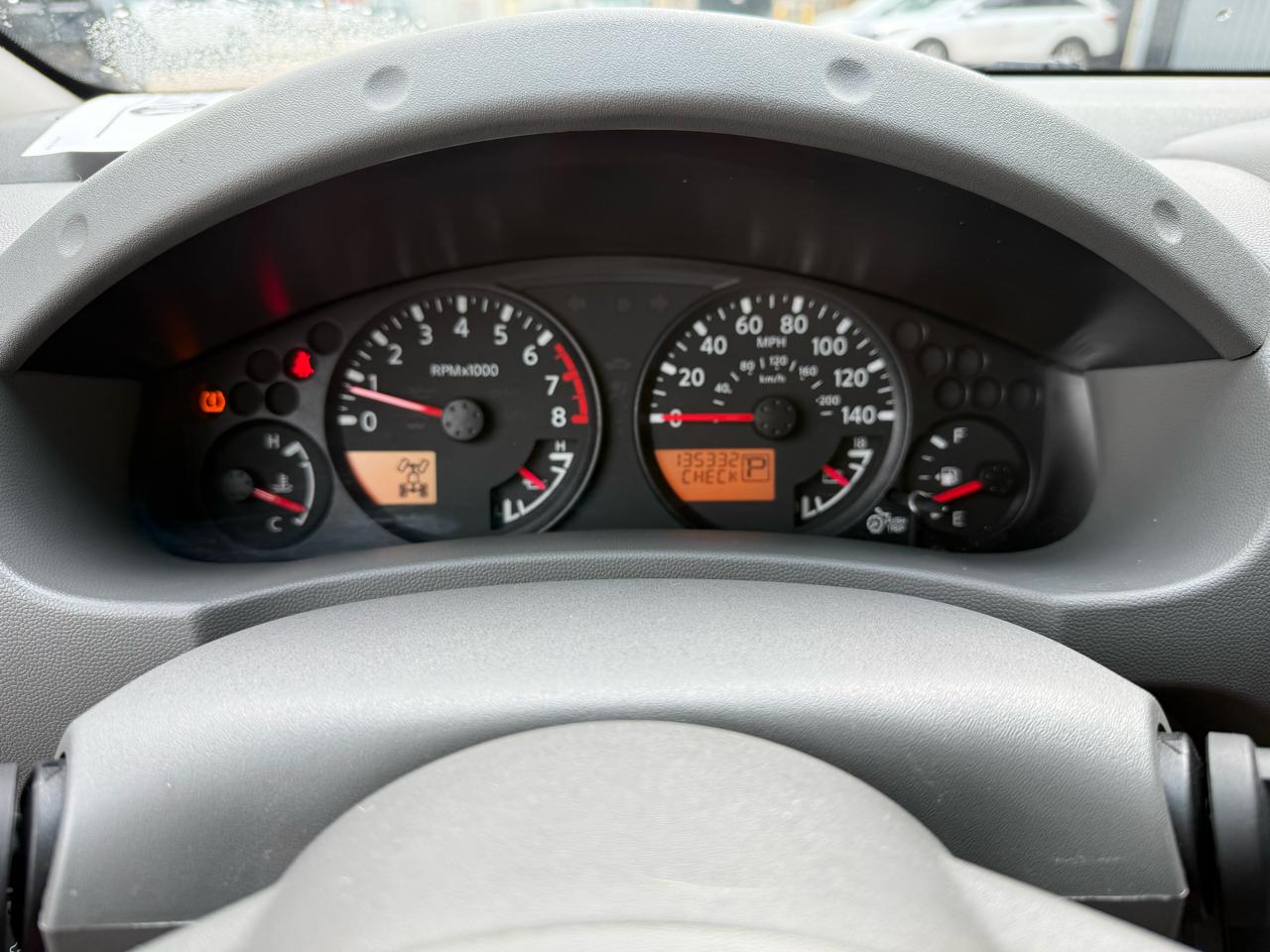 Nissan Frontier 4WD Crew Cab SWB Auto SV 2014