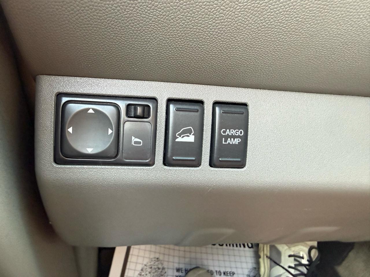 Nissan Frontier 4WD Crew Cab SWB Auto SV 2014