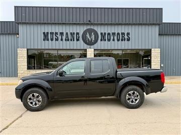 2014 Nissan Frontier 4WD Crew Cab SWB Auto SV