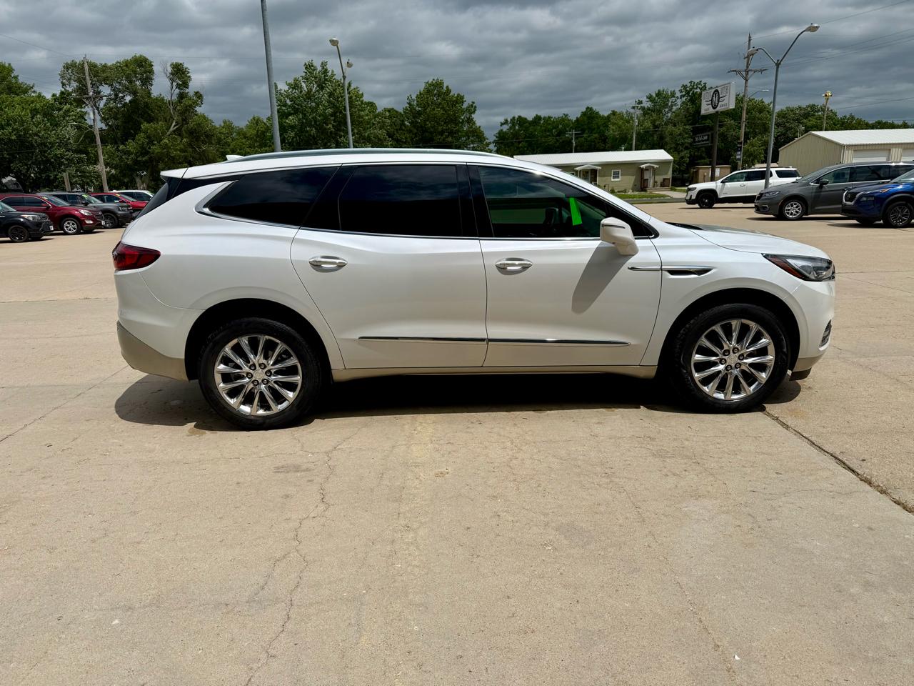 Buick Enclave FWD 4dr Premium 2019