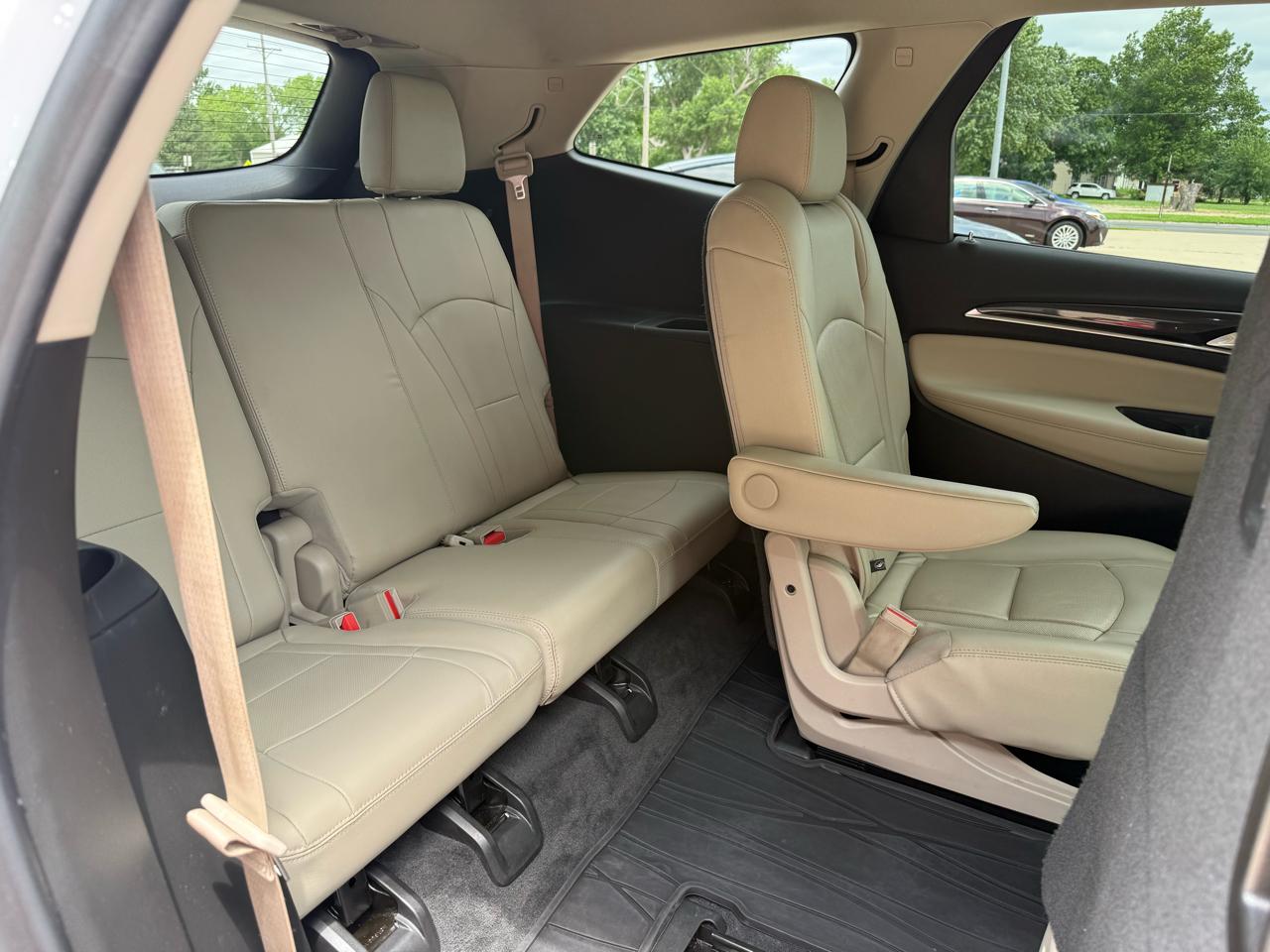 Buick Enclave FWD 4dr Premium 2019