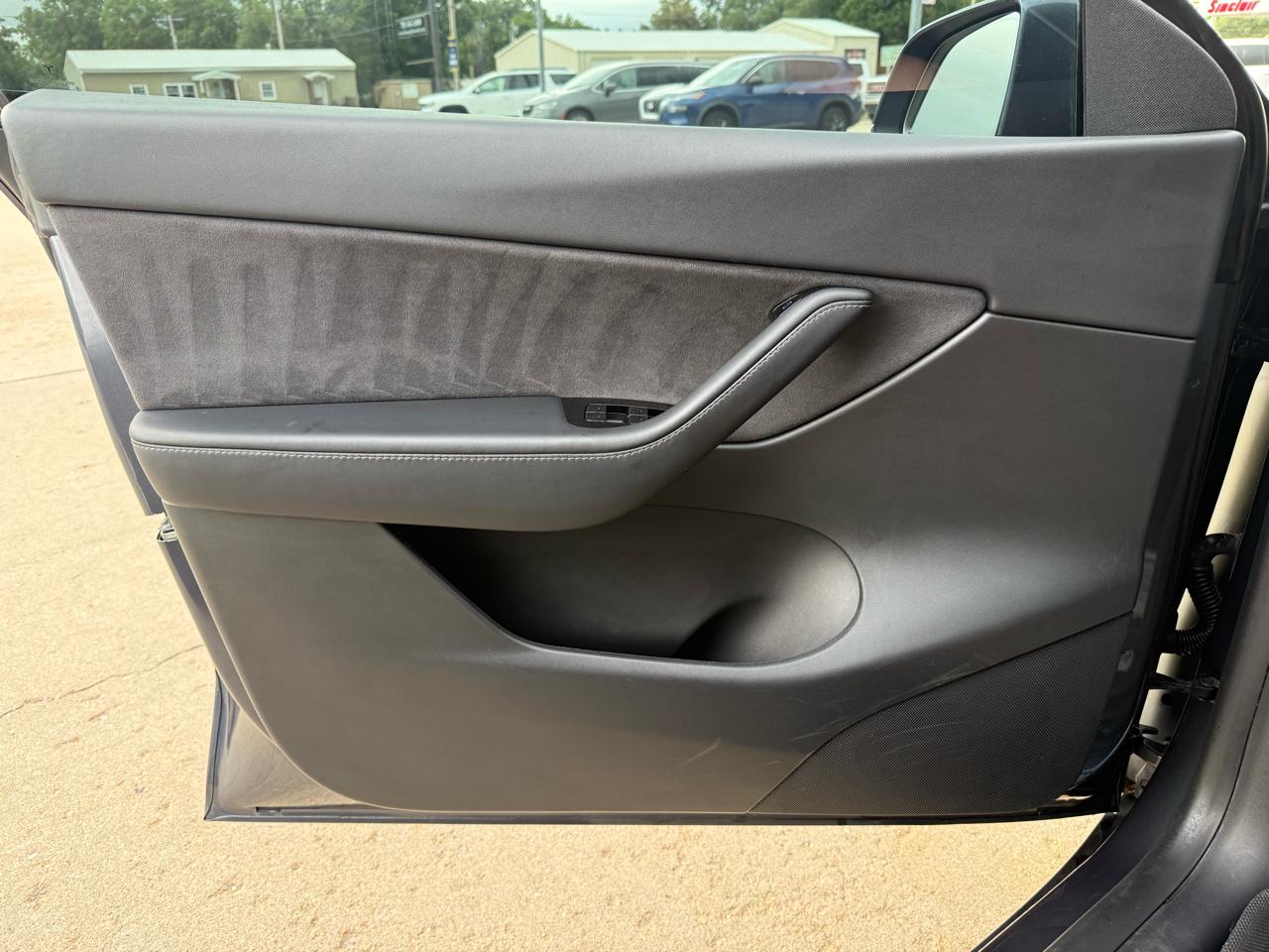 Tesla Model Y Long Range AWD 2021
