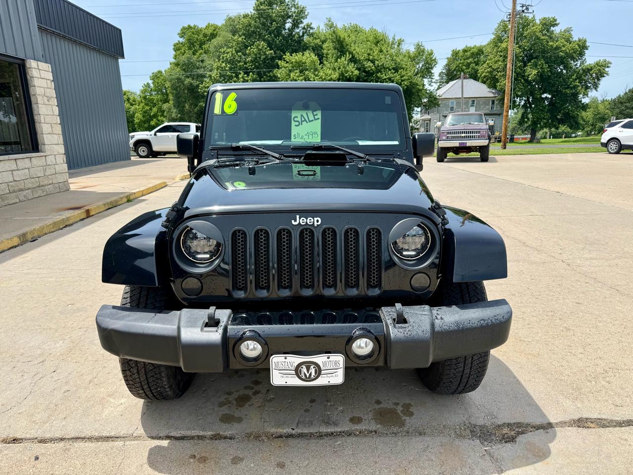 Jeep Wrangler 4WD 2dr Sahara 2016