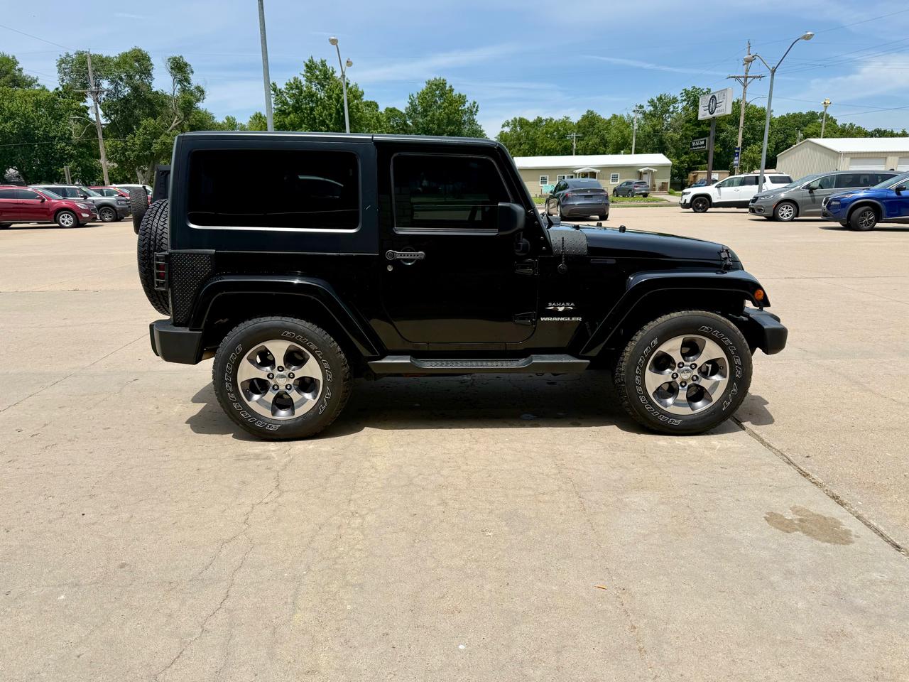 Jeep Wrangler 4WD 2dr Sahara 2016