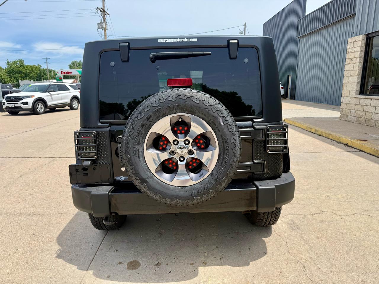 Jeep Wrangler 4WD 2dr Sahara 2016